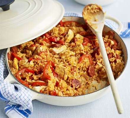 Receita de Jambalaya de Frango e Linguiça Espanhola Fit